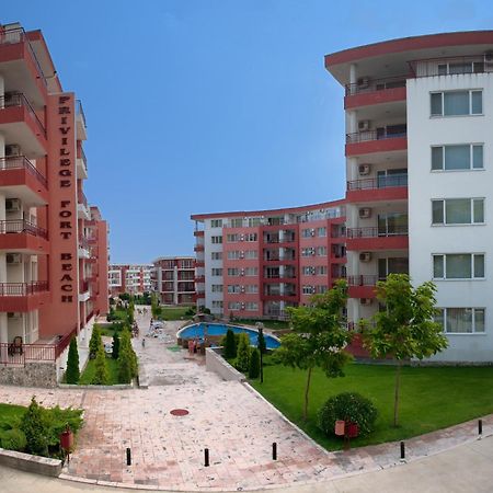 Privilege Beach Apartments Sveti Vlas Exterior foto