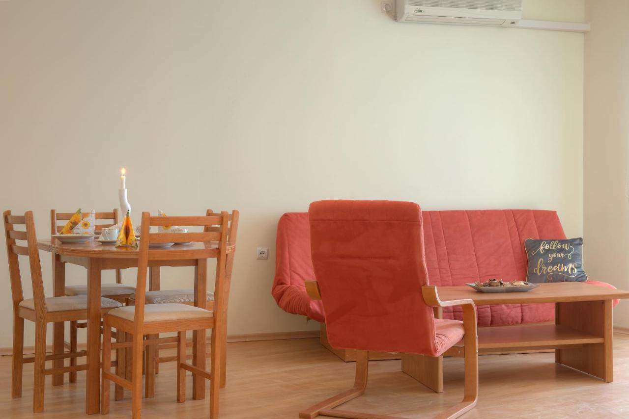 Privilege Beach Apartments Sveti Vlas Exterior foto